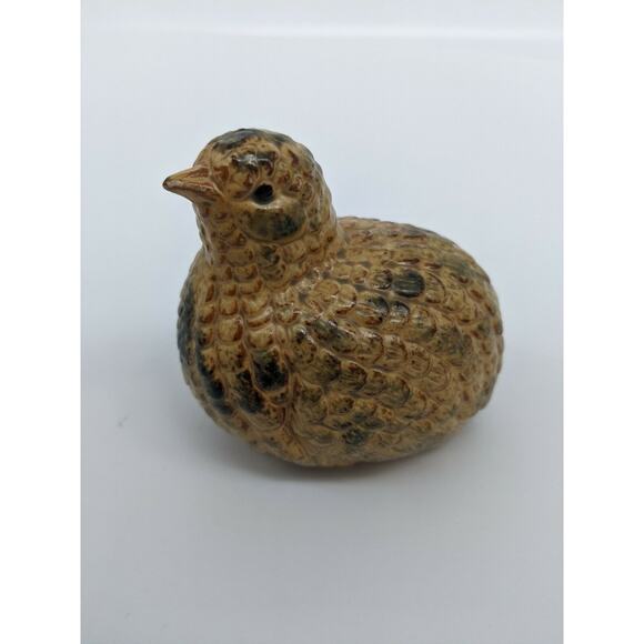 Baby Chick - Japanese Porcelain Figurine - Picture 1 of 3